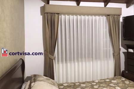 cortinas con galerías tapizadas dormitorios